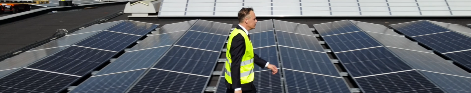 Van Leeuwen investiert in grünen Strom vom eigenen Dach